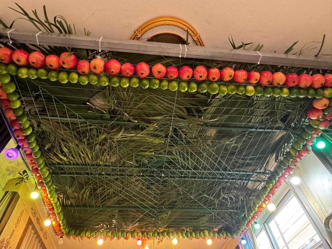 Preparing the sukkot